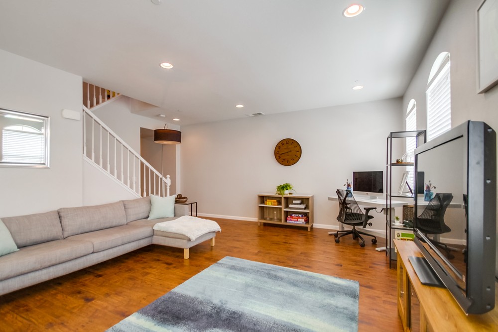 Virtual tour photo 8 of 39 for 8861 Lightwave Ave