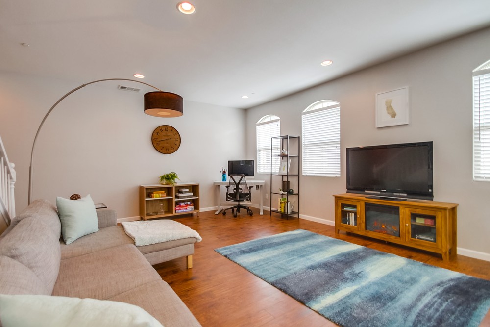 Virtual tour photo 9 of 39 for 8861 Lightwave Ave