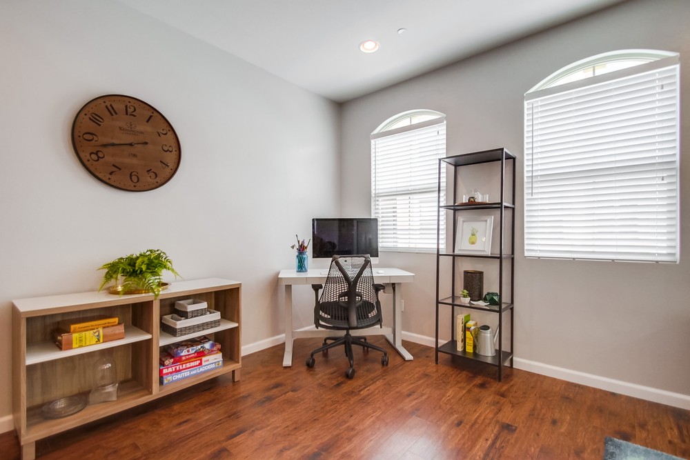 Virtual tour photo 10 of 39 for 8861 Lightwave Ave