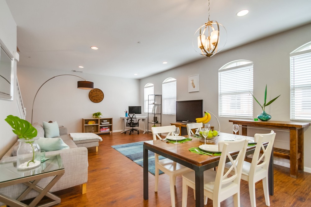Virtual tour photo 13 of 39 for 8861 Lightwave Ave