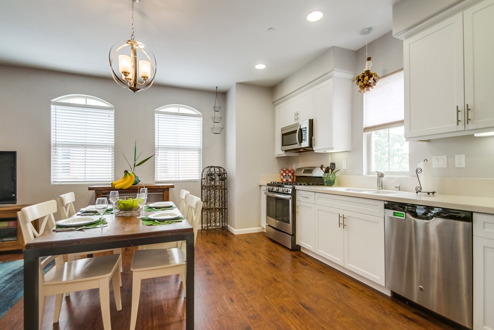 Virtual tour photo 14 of 39 for 8861 Lightwave Ave