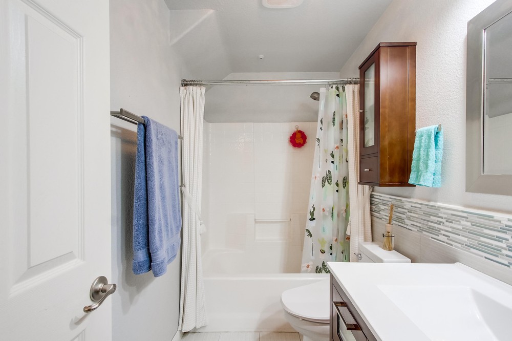 Virtual tour photo 39 of 61 for 8862 Spectrum Center Blvd