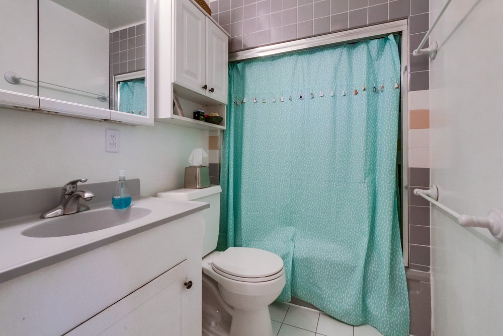 Virtual tour photo 17 of 34 for 8871 Pinecrest Ave