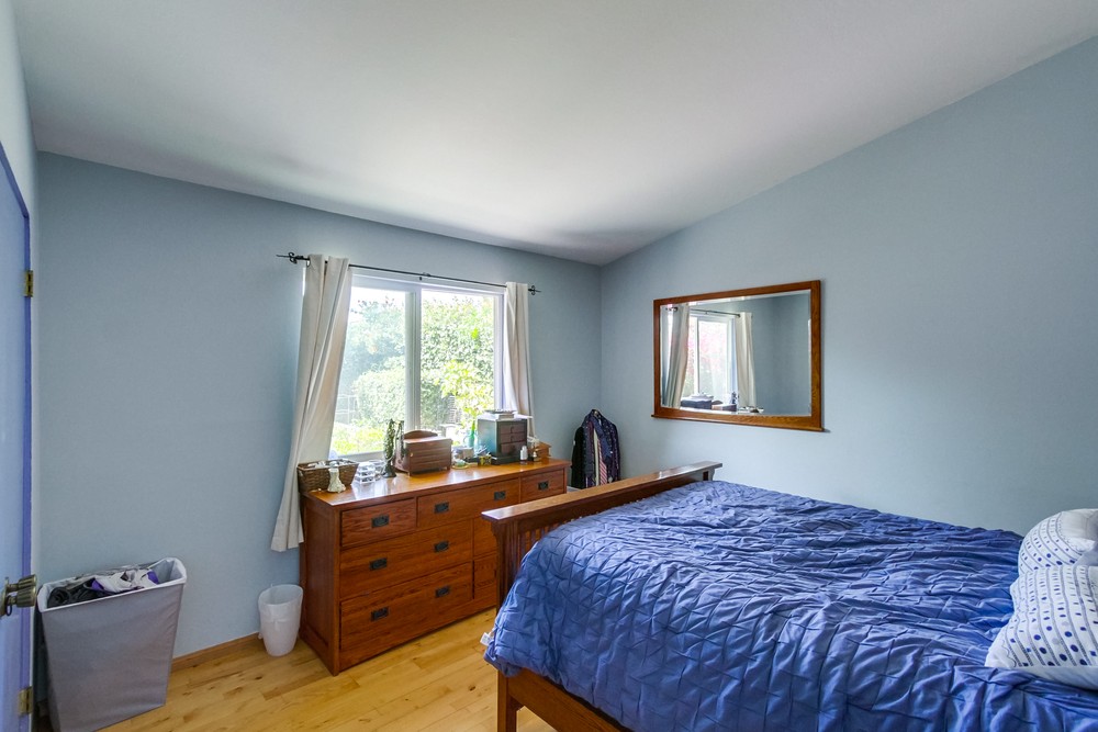 Virtual tour photo 20 of 34 for 8871 Pinecrest Ave