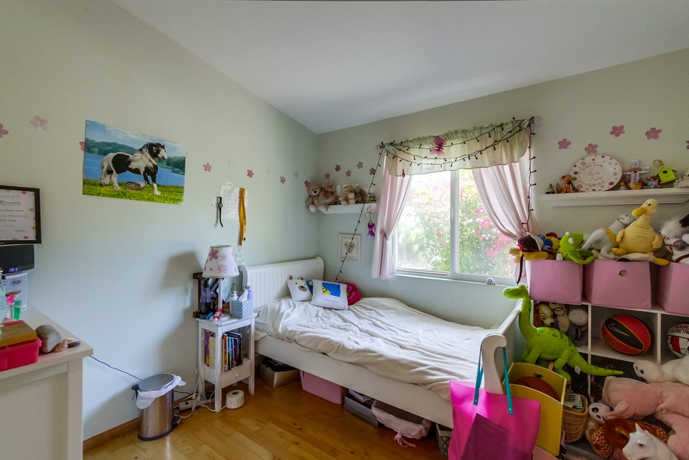 Virtual tour photo 23 of 34 for 8871 Pinecrest Ave