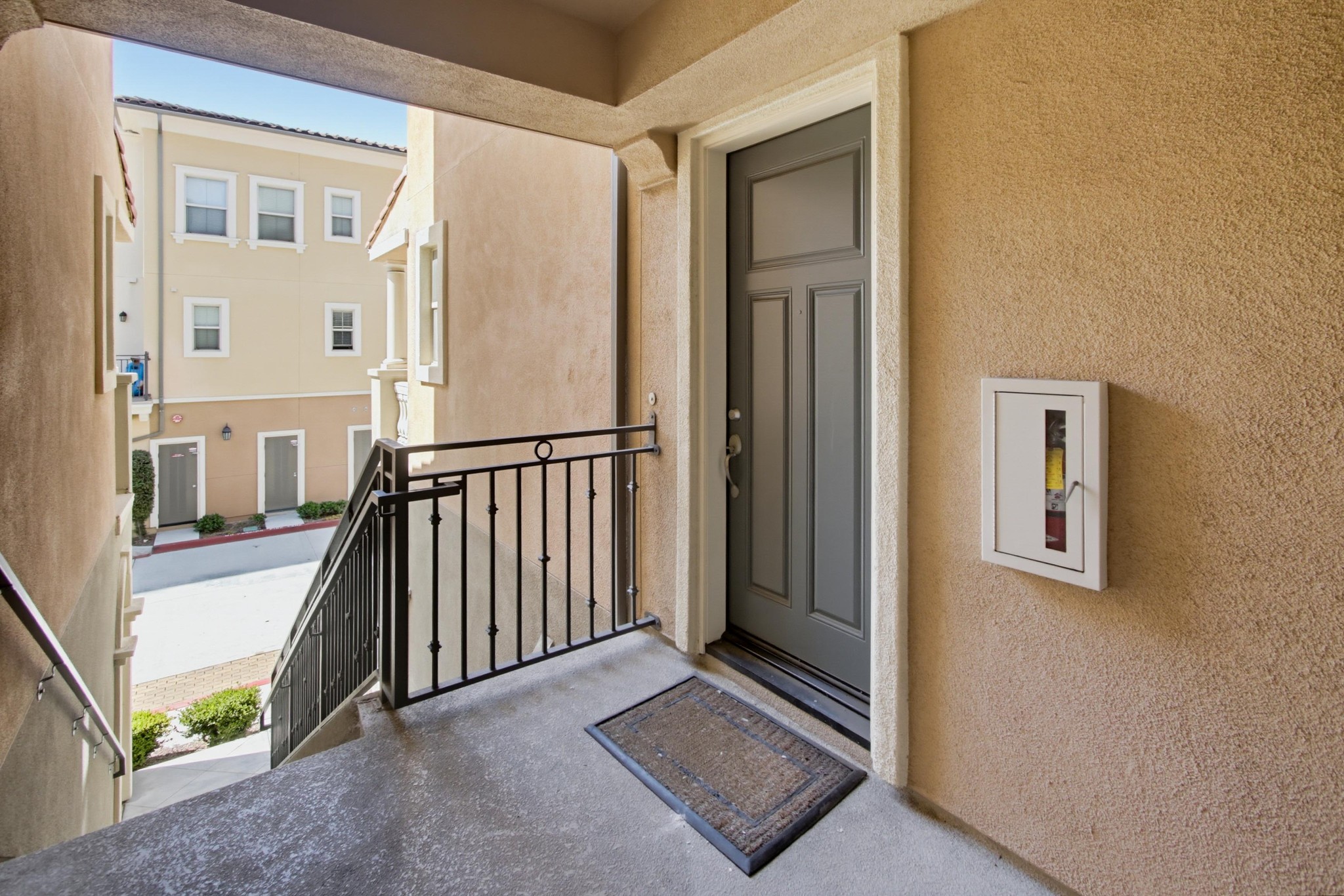 Virtual tour photo 7 of 63 for 8874 Promenade N Pl