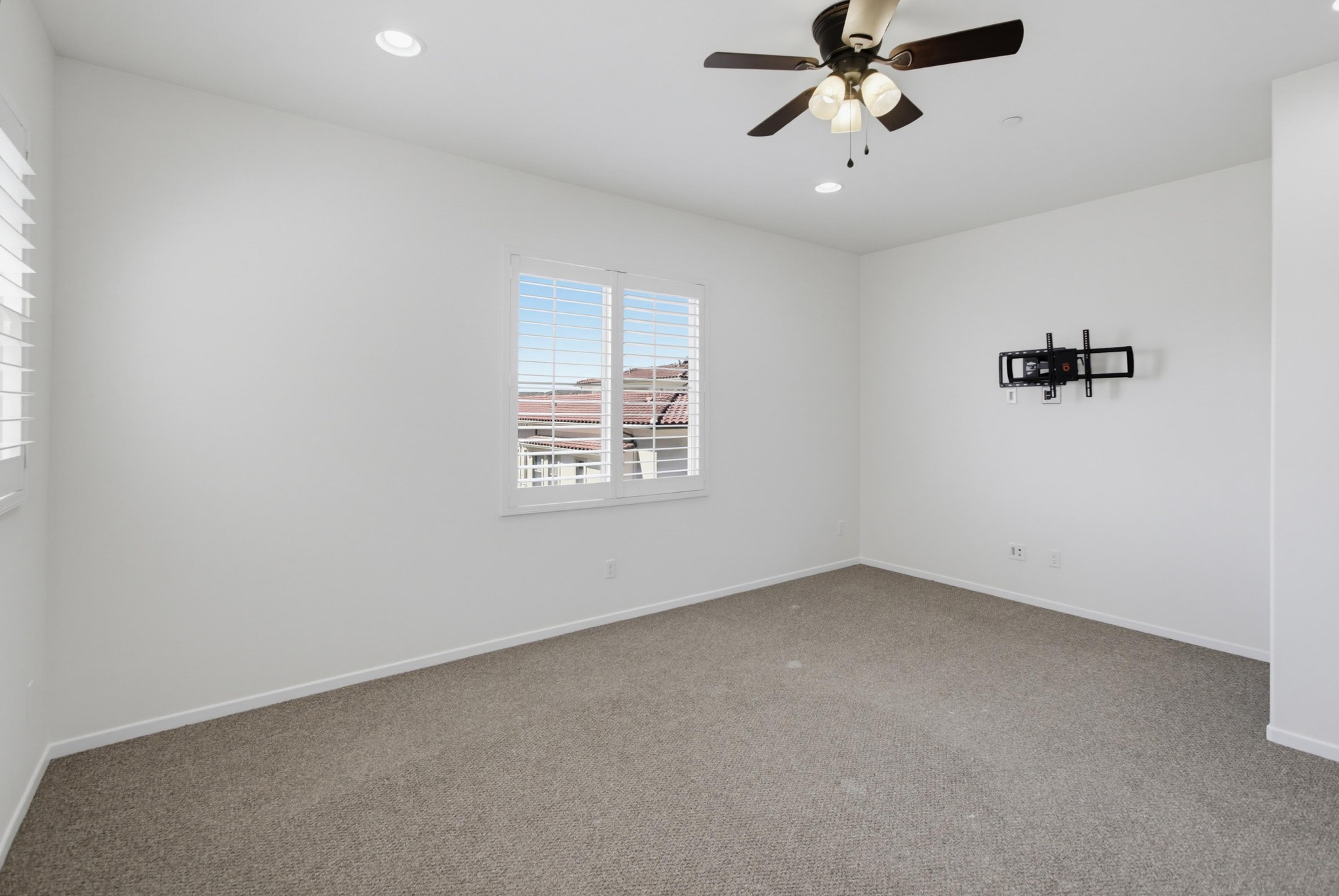 Virtual tour photo 39 of 63 for 8874 Promenade N Pl