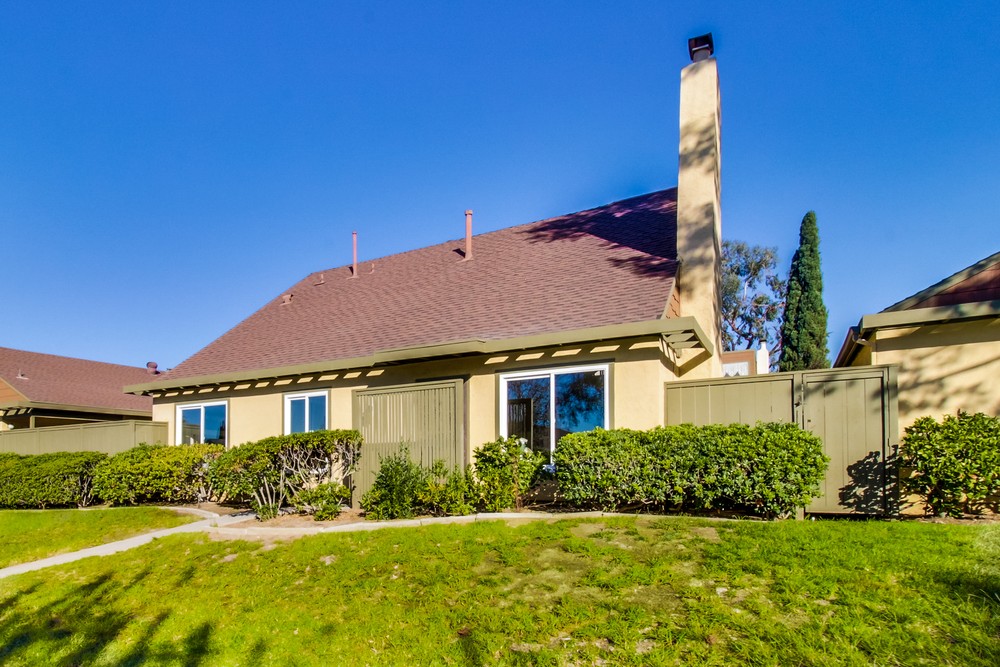 Virtual tour photo 5 of 52 for 8879 Hillery Dr