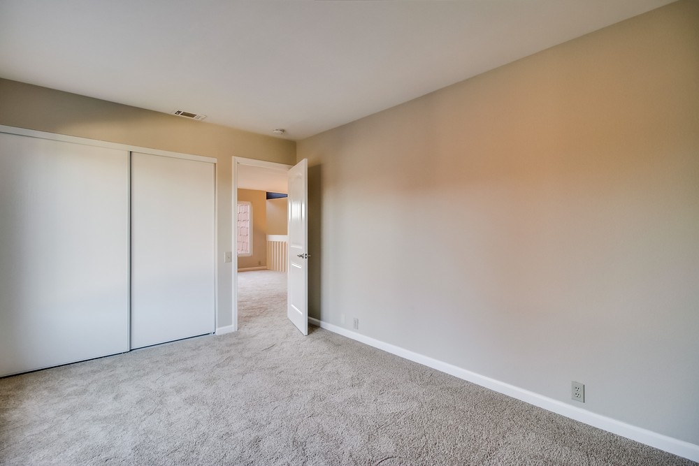 Virtual tour photo 33 of 52 for 8879 Hillery Dr