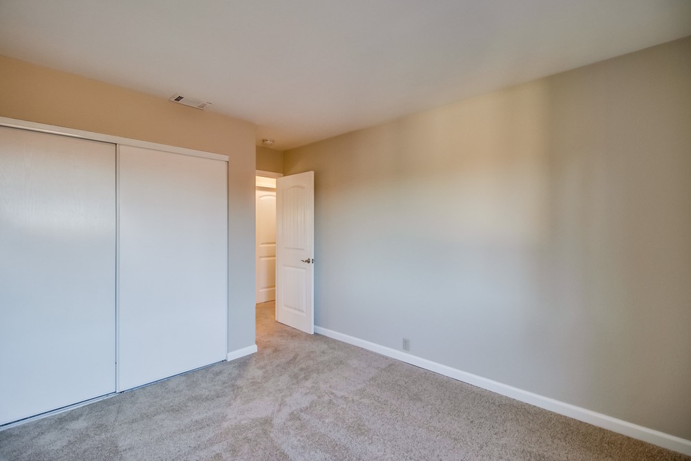 Virtual tour photo 36 of 52 for 8879 Hillery Dr