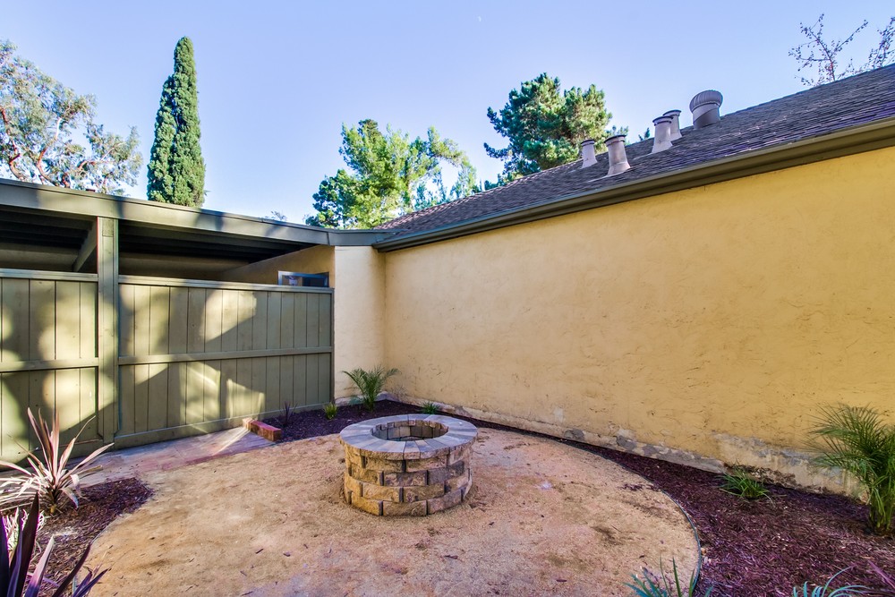 Virtual tour photo 46 of 52 for 8879 Hillery Dr