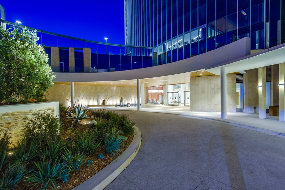 Virtual tour photo 11 of 94 for 888 W E St #2604