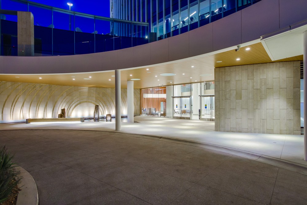 Virtual tour photo 12 of 94 for 888 W E St #2604