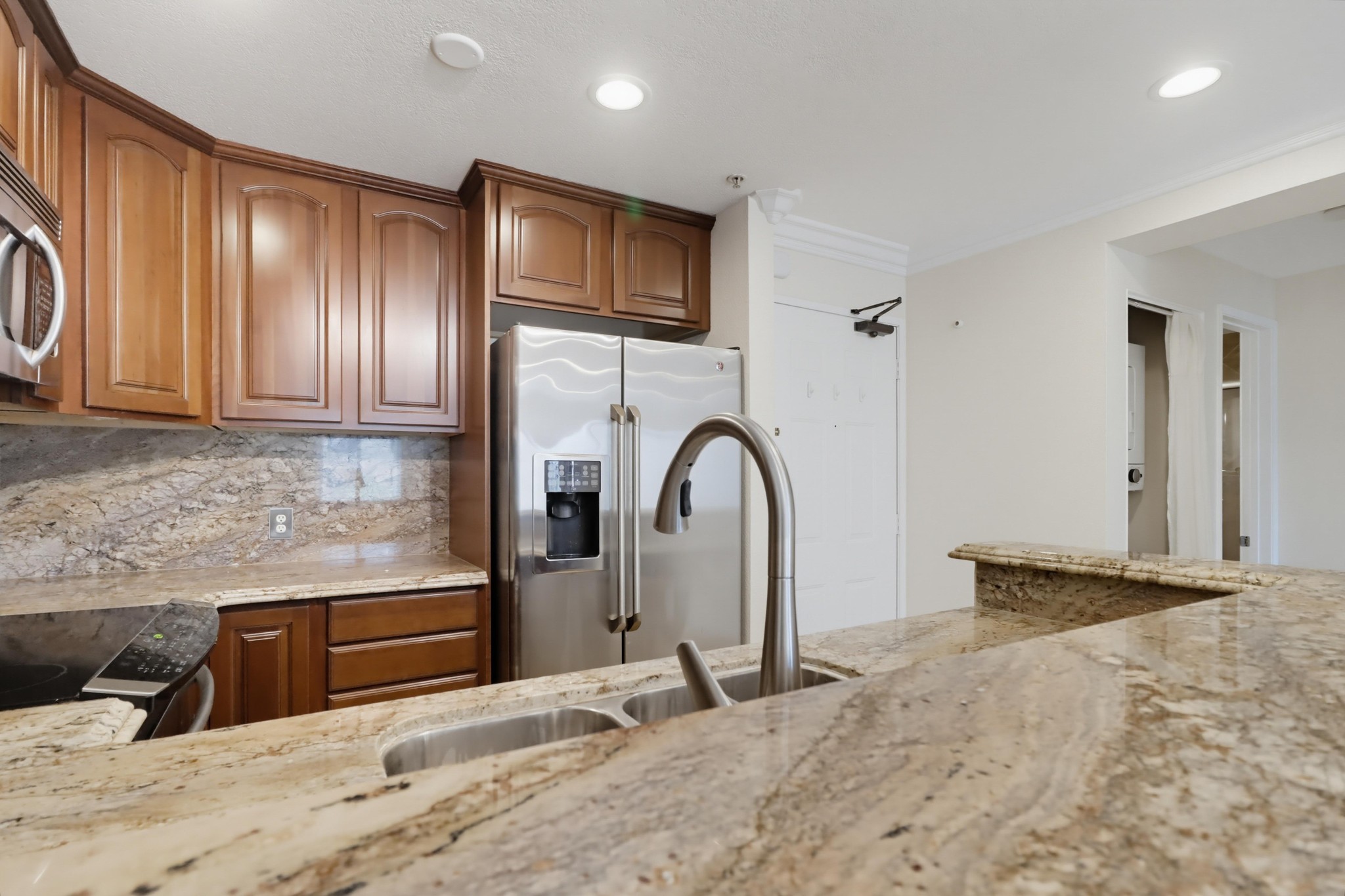 Virtual tour photo 13 of 38 for 8889 Caminito Plaza Centro