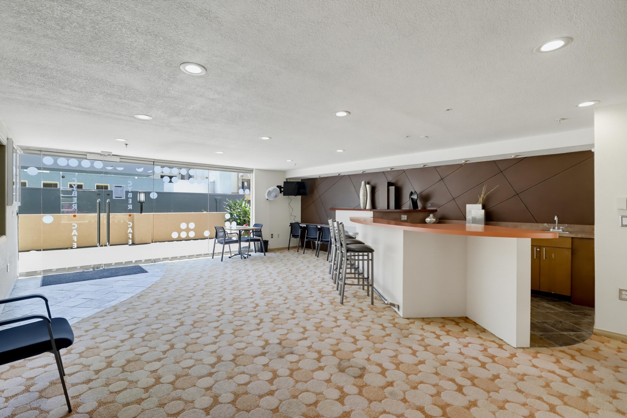 Virtual tour photo 30 of 38 for 8889 Caminito Plaza Centro