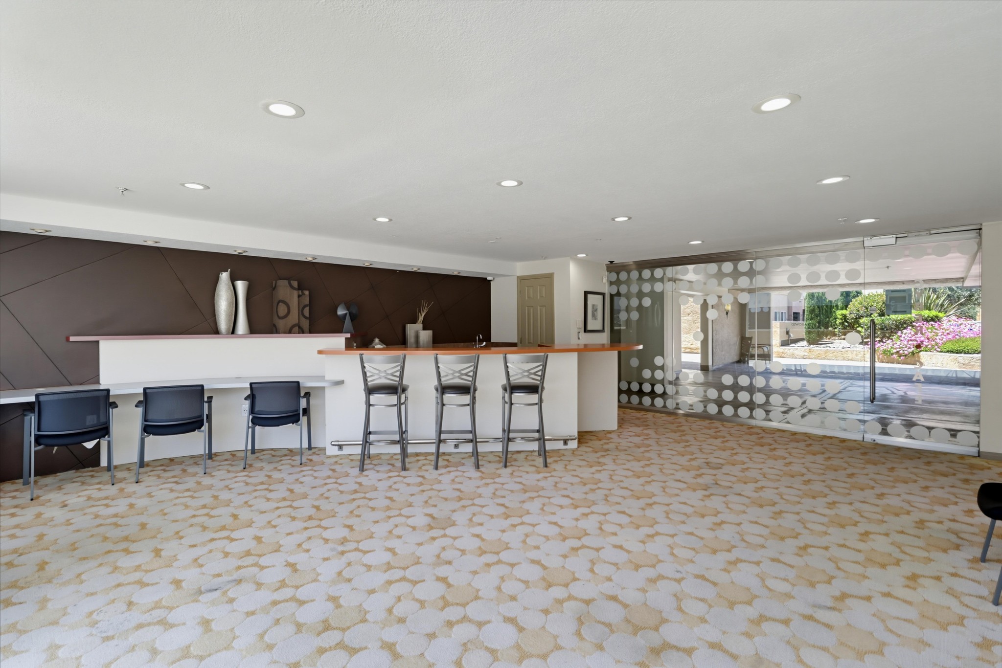 Virtual tour photo 31 of 38 for 8889 Caminito Plaza Centro