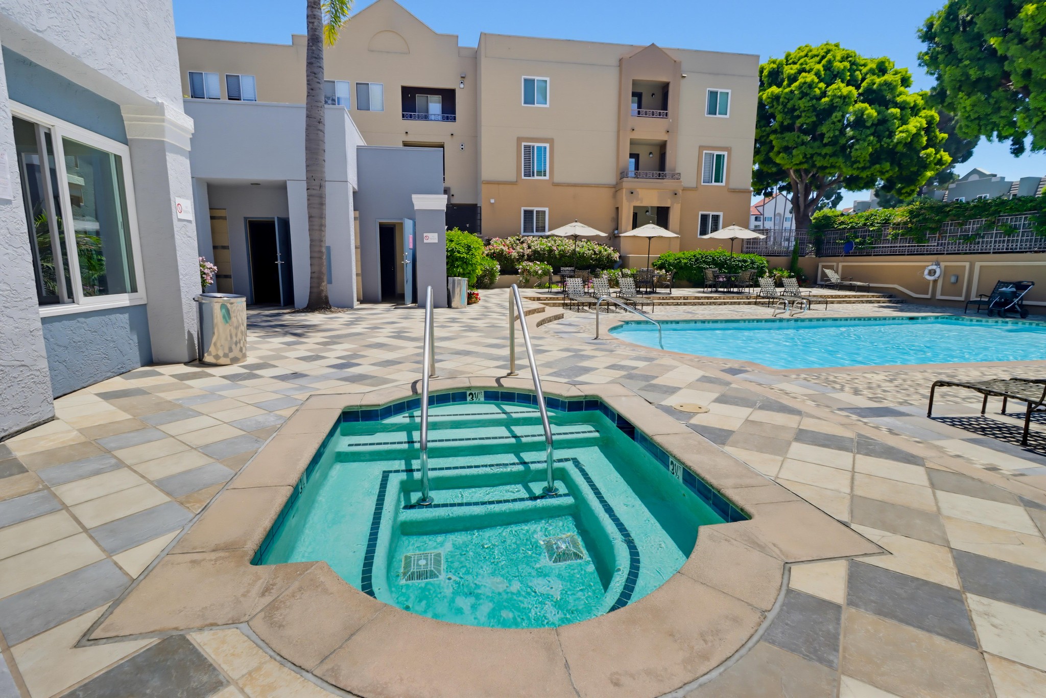Virtual tour photo 34 of 38 for 8889 Caminito Plaza Centro