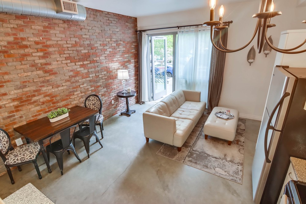 Virtual tour photo 1 of 27 for 889 Date St., Unit 128