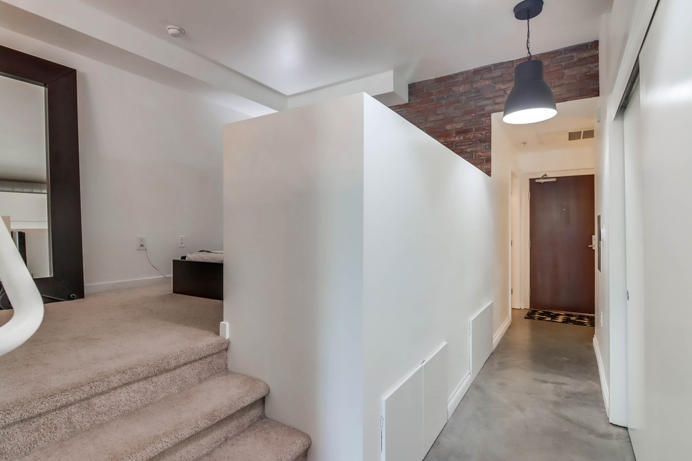 Virtual tour photo 17 of 27 for 889 Date St., Unit 128