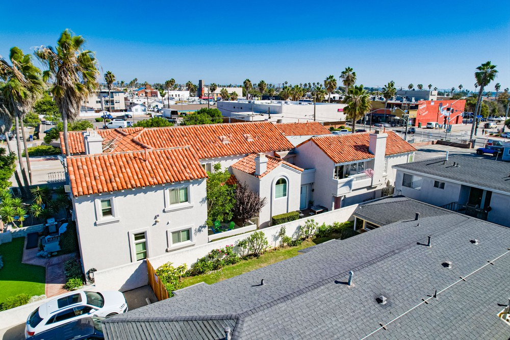 Virtual tour photo 15 of 24 for 889 Felspar St
