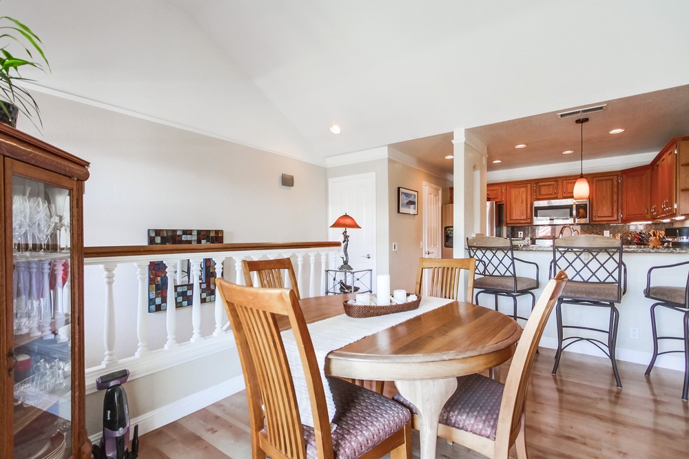 Virtual tour photo 14 of 58 for 889 Felspar St