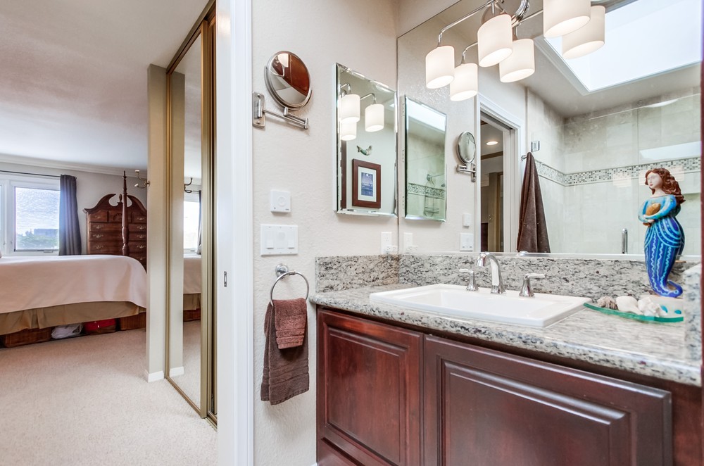 Virtual tour photo 29 of 58 for 889 Felspar St