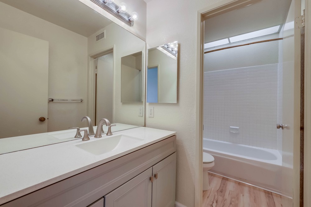 Virtual tour photo 17 of 39 for 8891 Pipestone Way