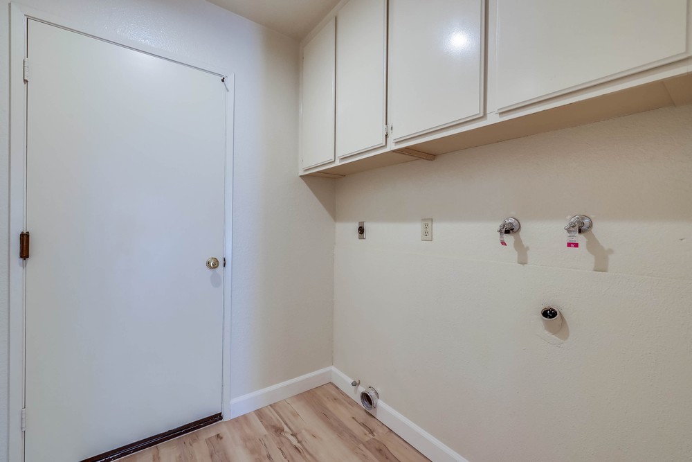 Virtual tour photo 30 of 39 for 8891 Pipestone Way