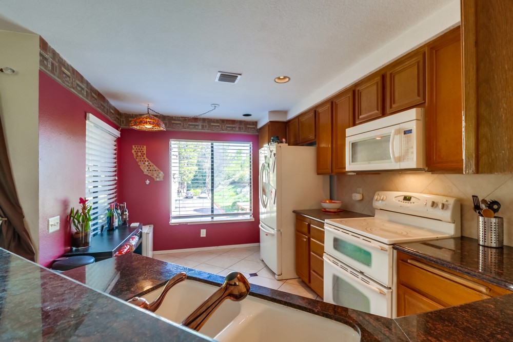 Virtual tour photo 16 of 33 for 8894 Highwood Dr UNIT B