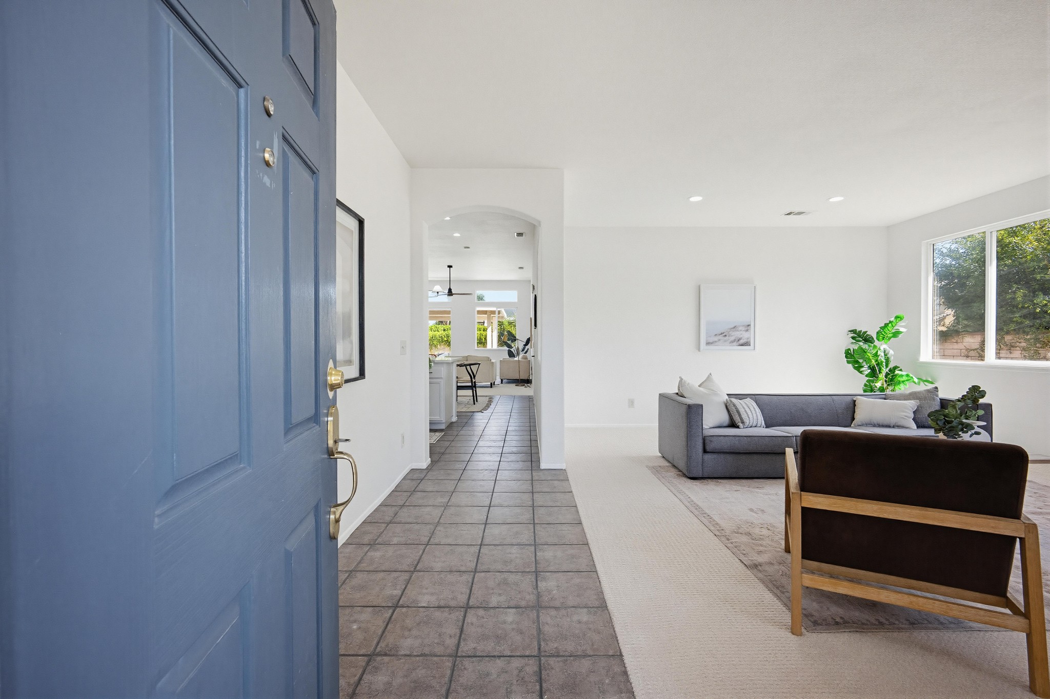 Virtual tour photo 7 of 52 for 891 E Cottonwood St