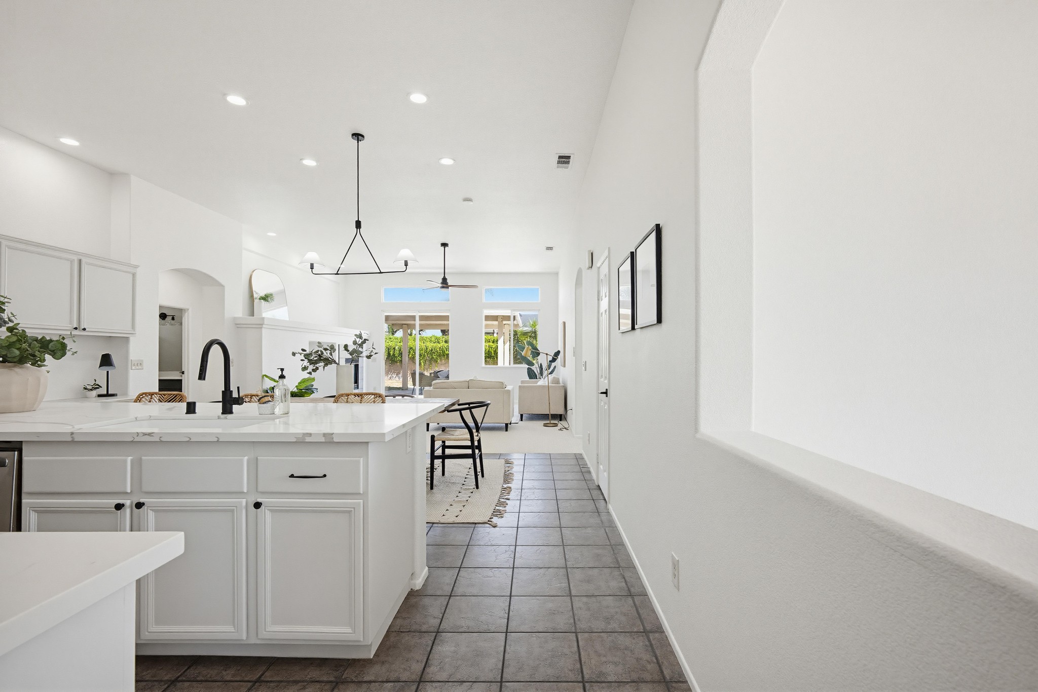Virtual tour photo 12 of 52 for 891 E Cottonwood St