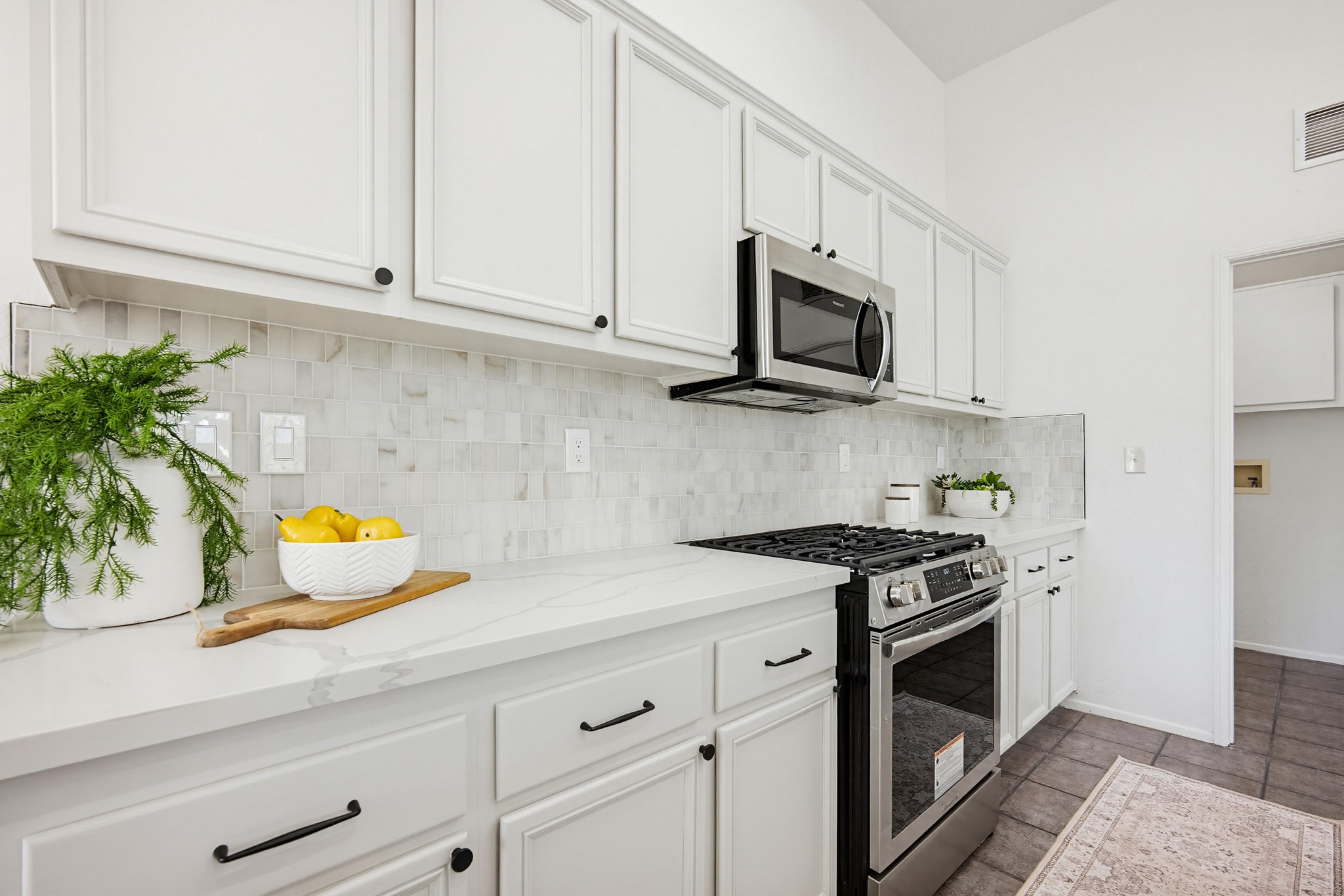 Virtual tour photo 15 of 52 for 891 E Cottonwood St