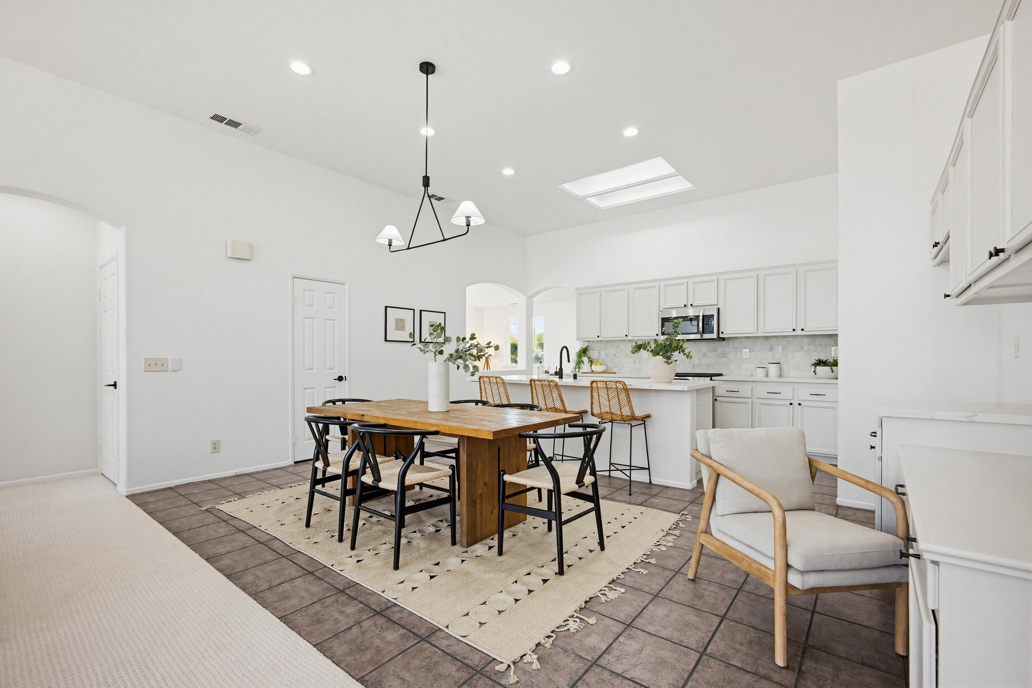 Virtual tour photo 19 of 52 for 891 E Cottonwood St