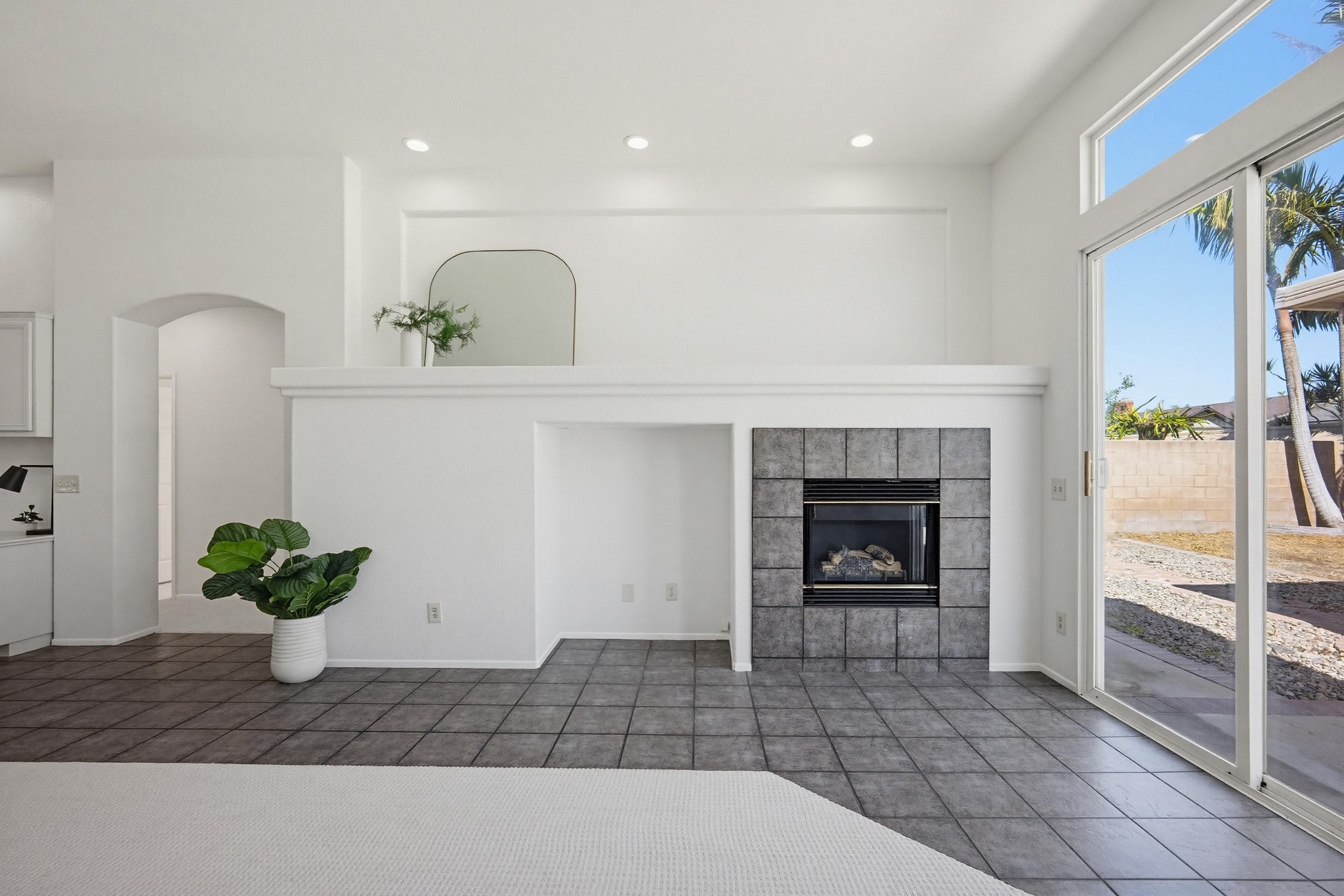 Virtual tour photo 24 of 52 for 891 E Cottonwood St