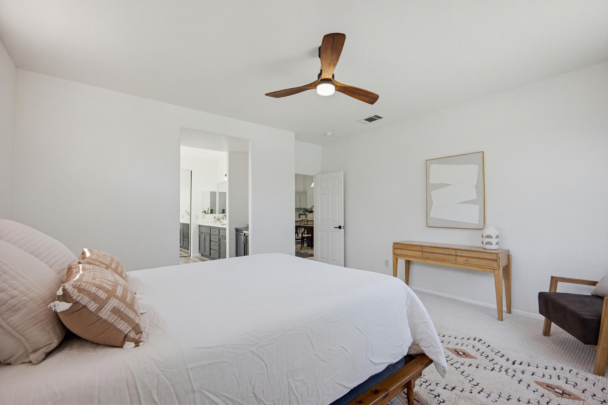 Virtual tour photo 27 of 52 for 891 E Cottonwood St
