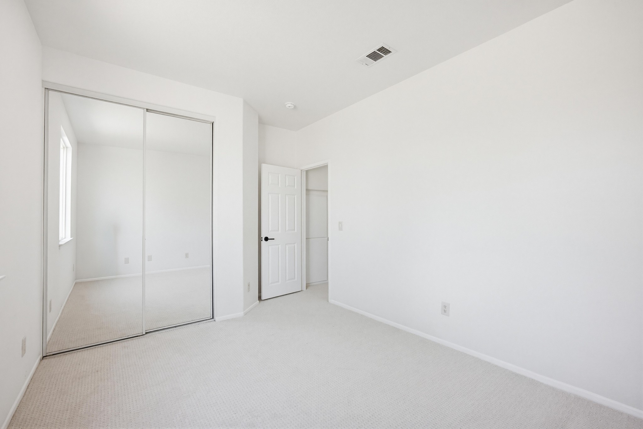 Virtual tour photo 36 of 52 for 891 E Cottonwood St