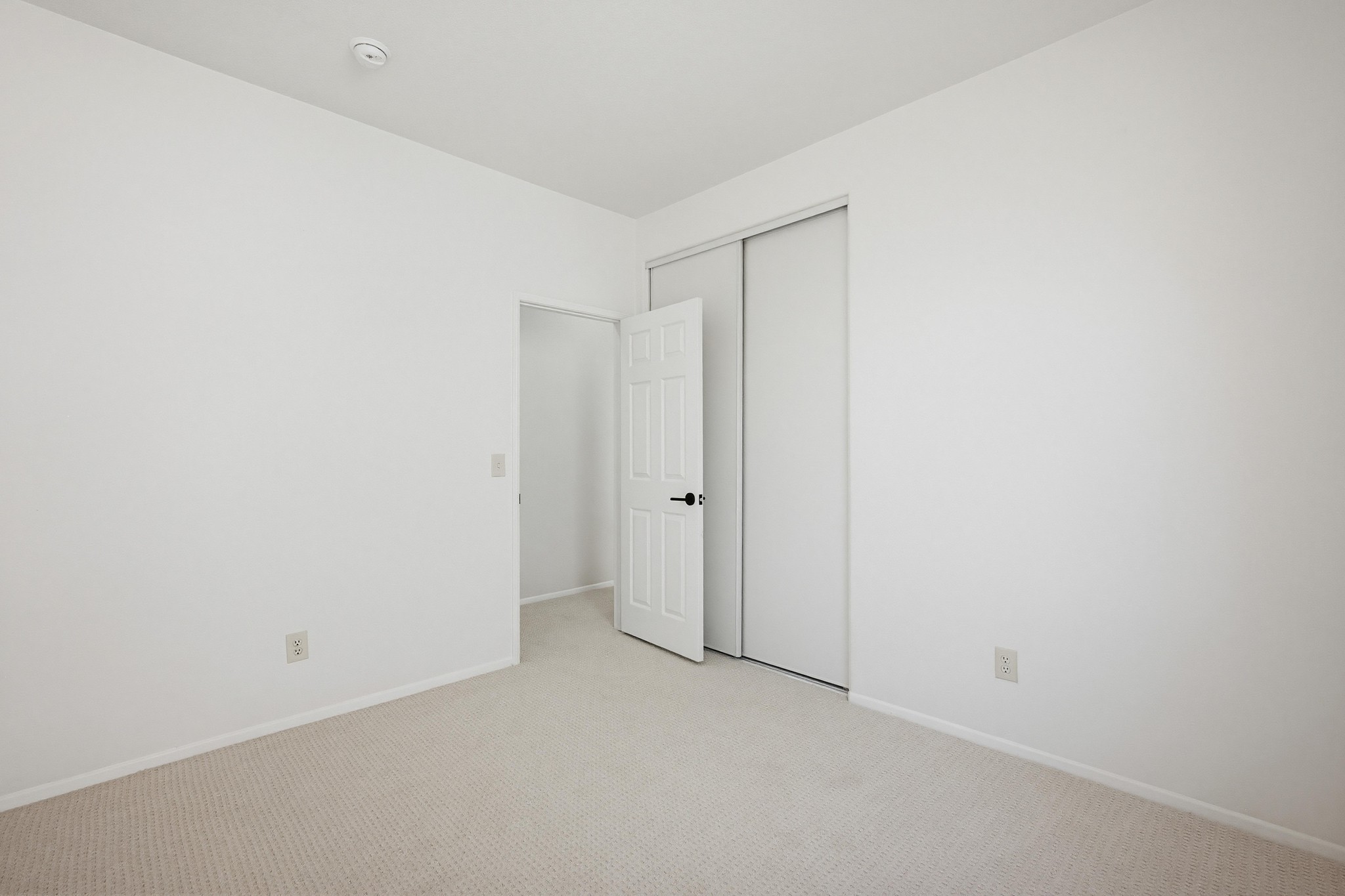 Virtual tour photo 39 of 52 for 891 E Cottonwood St