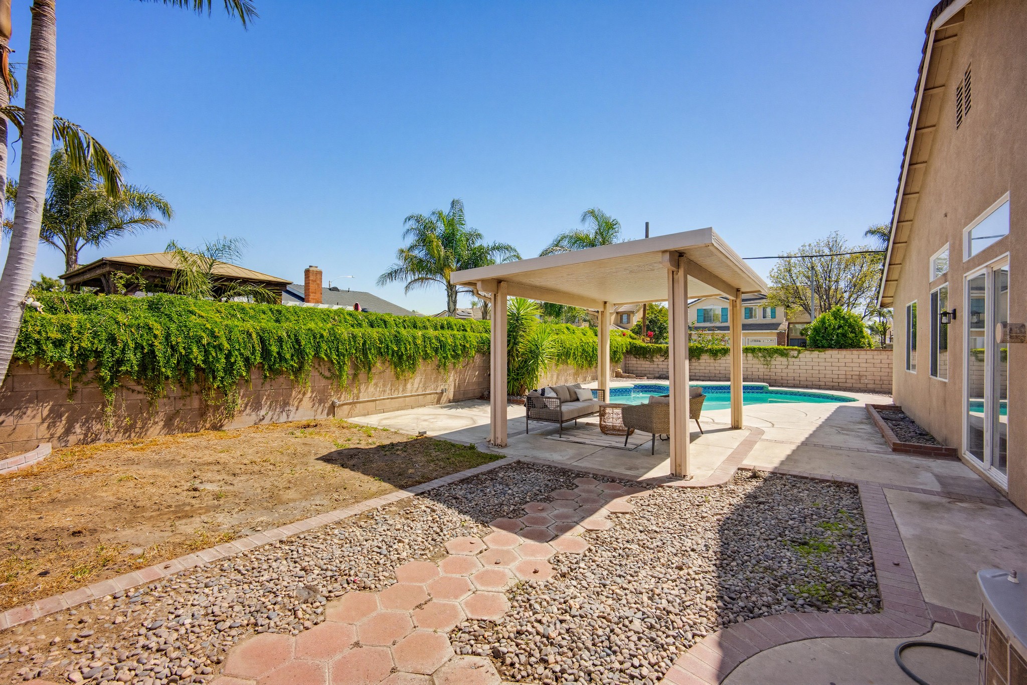 Virtual tour photo 43 of 52 for 891 E Cottonwood St
