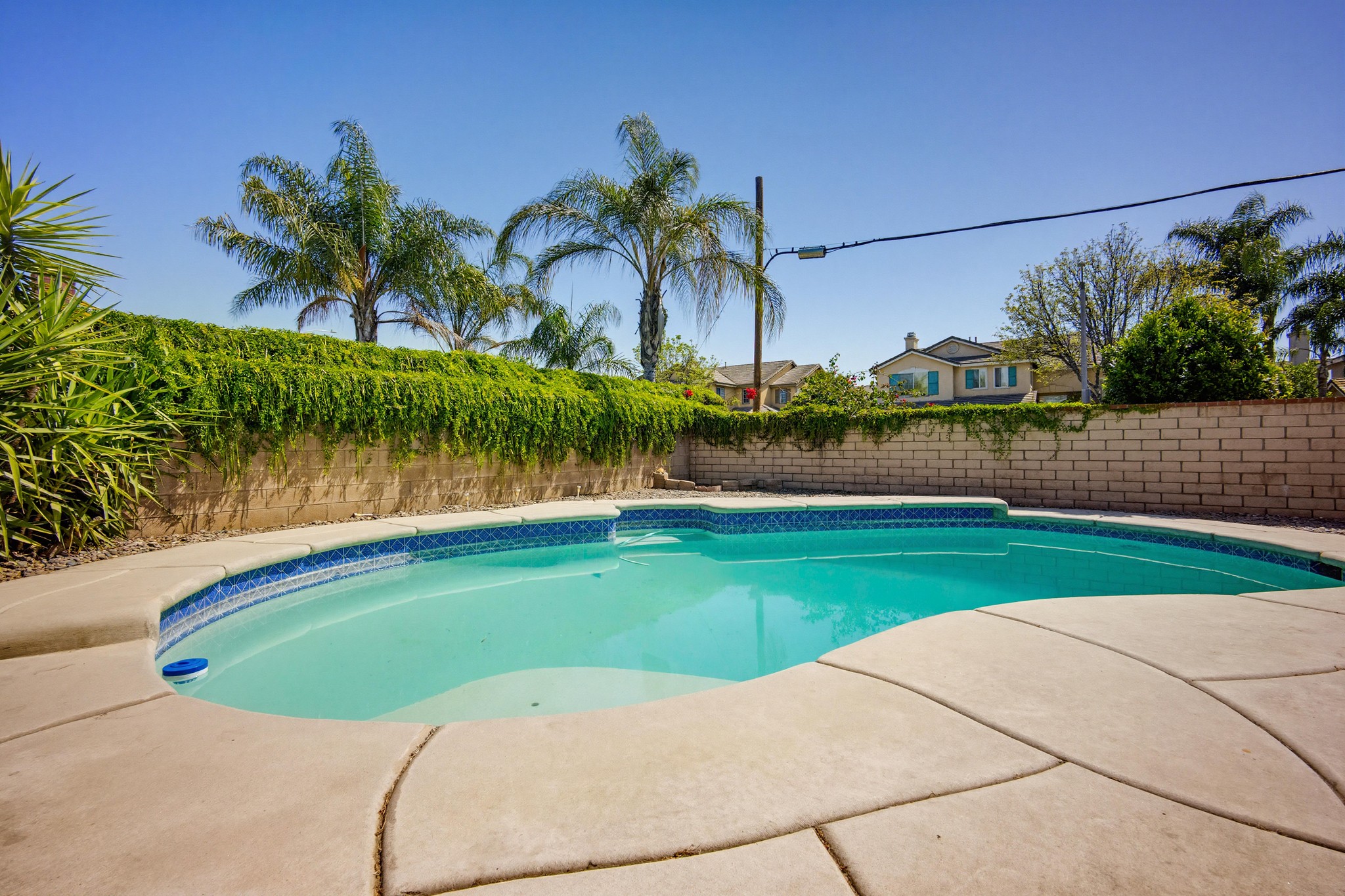 Virtual tour photo 47 of 52 for 891 E Cottonwood St