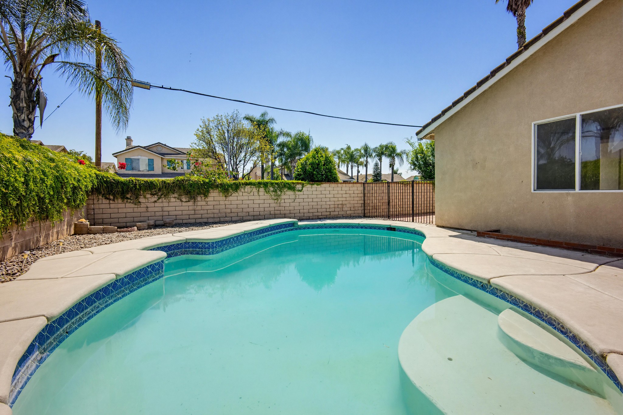 Virtual tour photo 48 of 52 for 891 E Cottonwood St