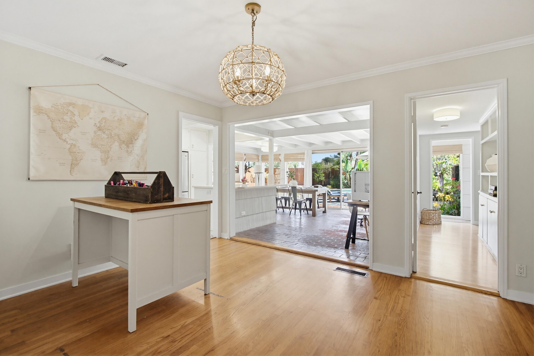 Virtual tour photo 11 of 74 for 8917 Lemon Ave