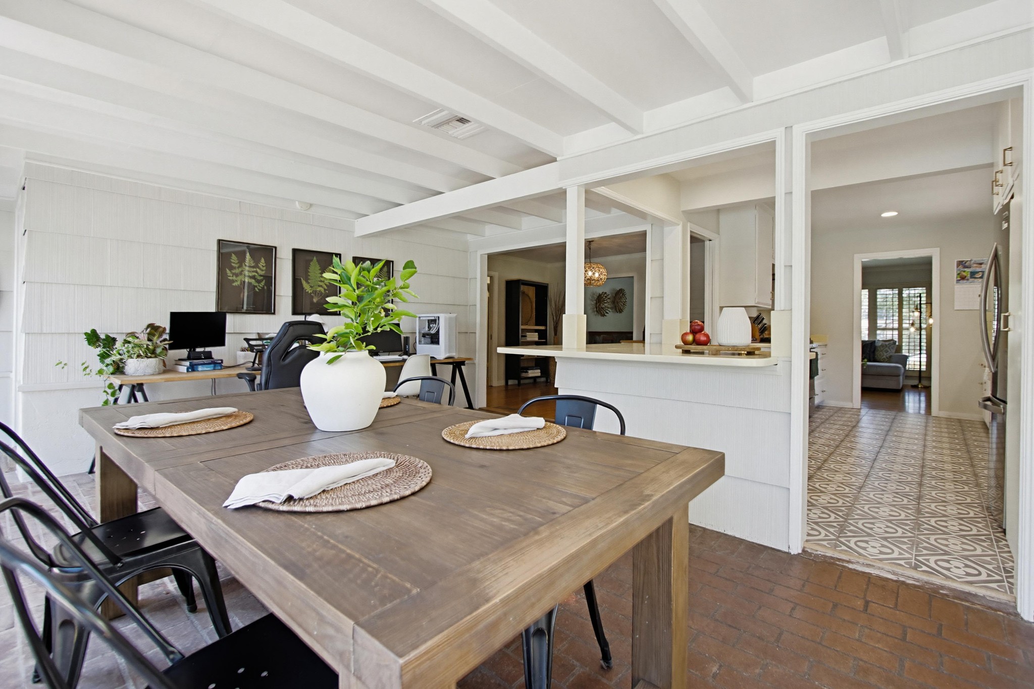 Virtual tour photo 17 of 74 for 8917 Lemon Ave
