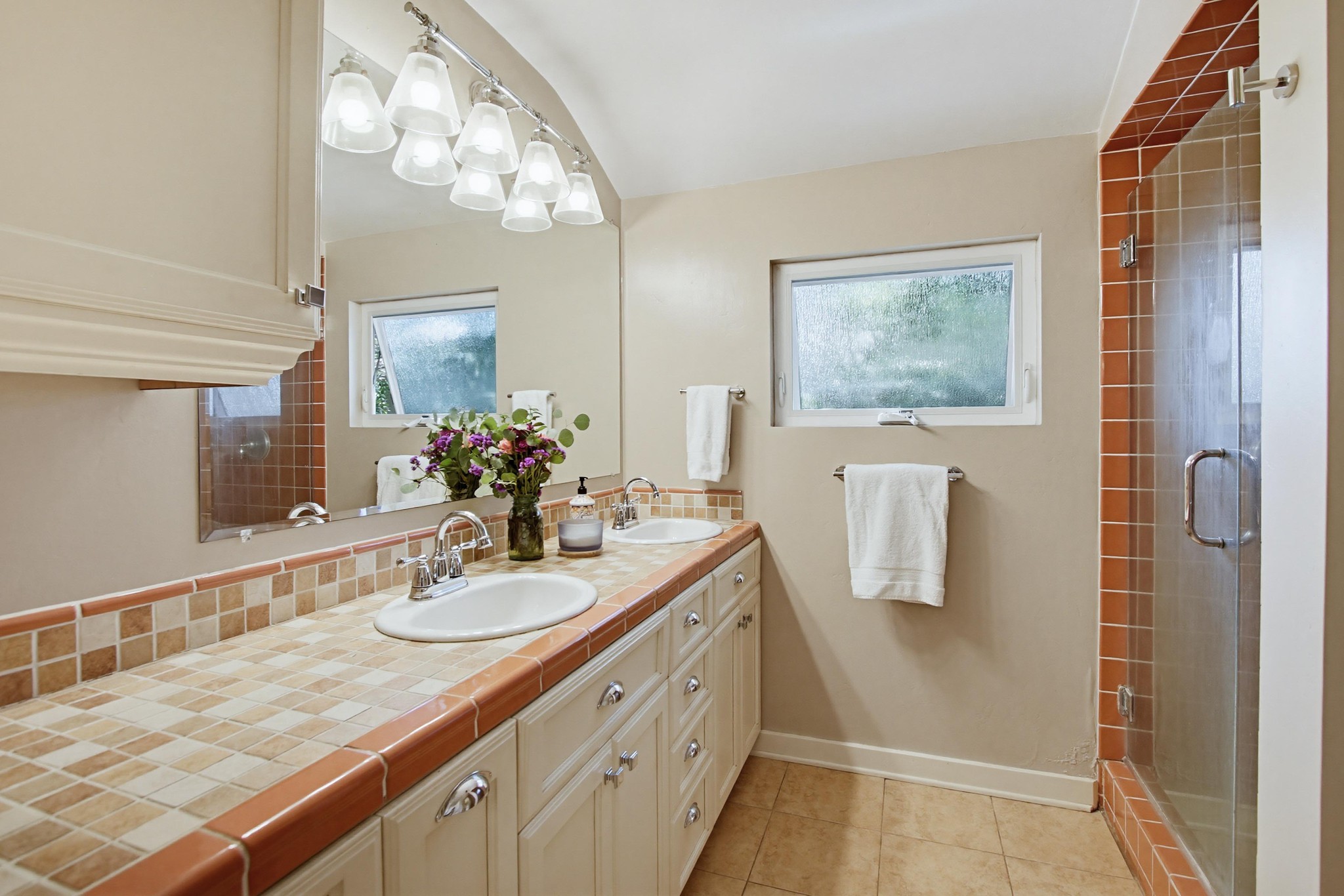 Virtual tour photo 32 of 74 for 8917 Lemon Ave