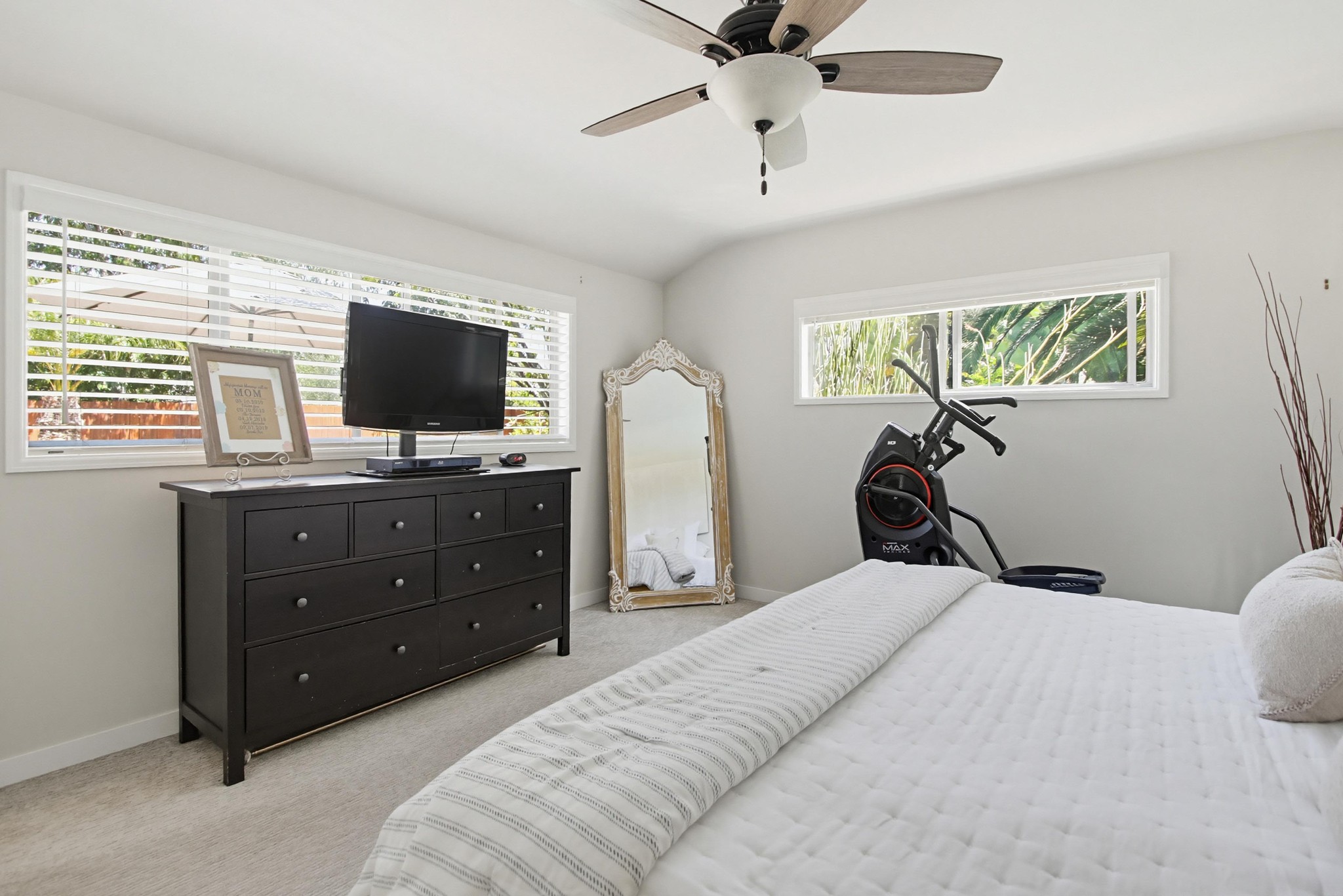 Virtual tour photo 36 of 74 for 8917 Lemon Ave