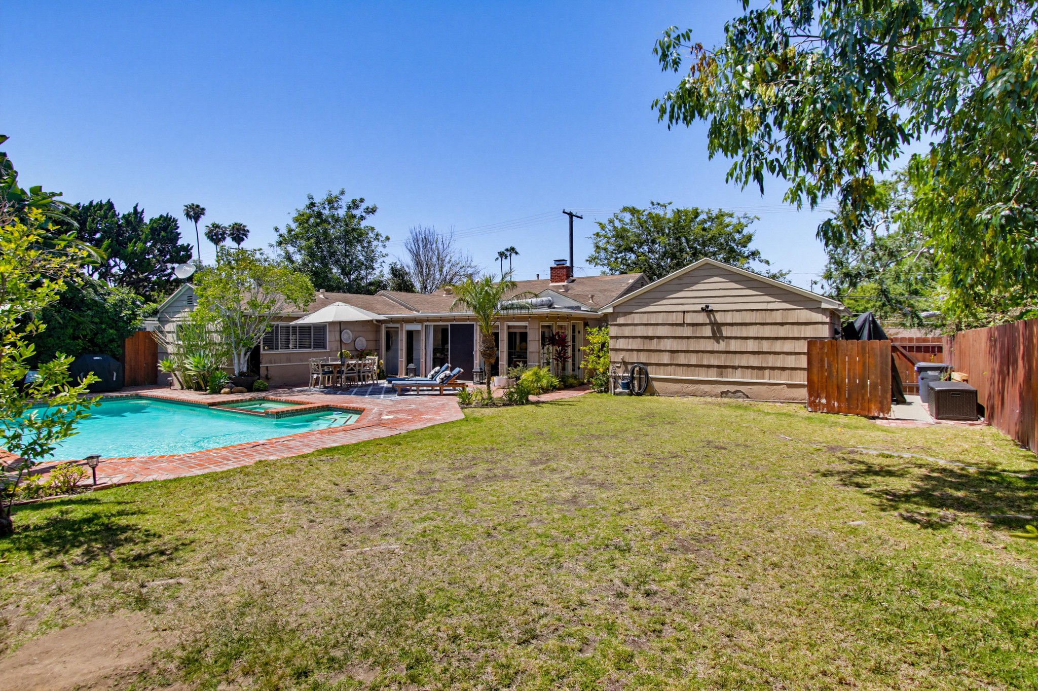 Virtual tour photo 46 of 74 for 8917 Lemon Ave