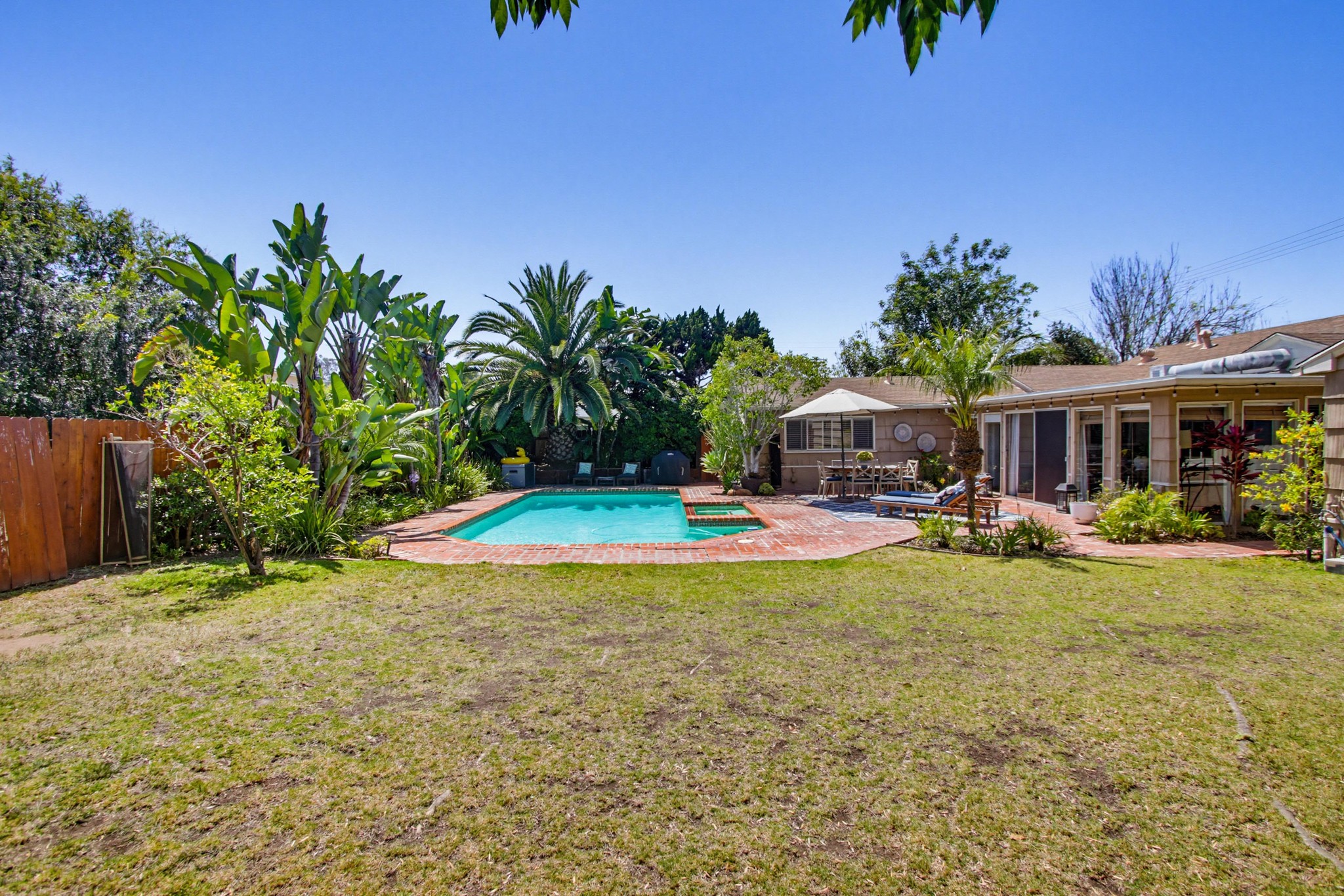 Virtual tour photo 48 of 74 for 8917 Lemon Ave
