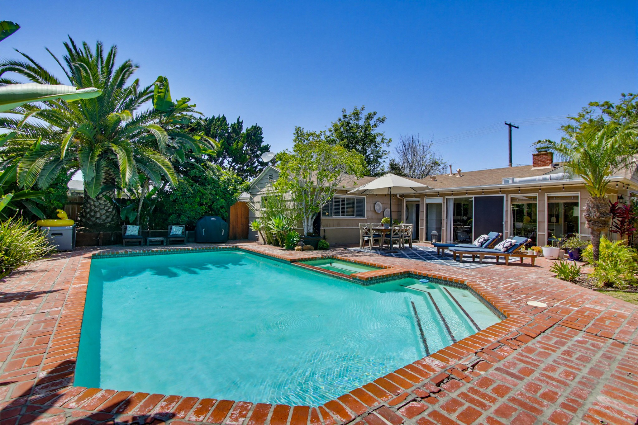 Virtual tour photo 52 of 74 for 8917 Lemon Ave