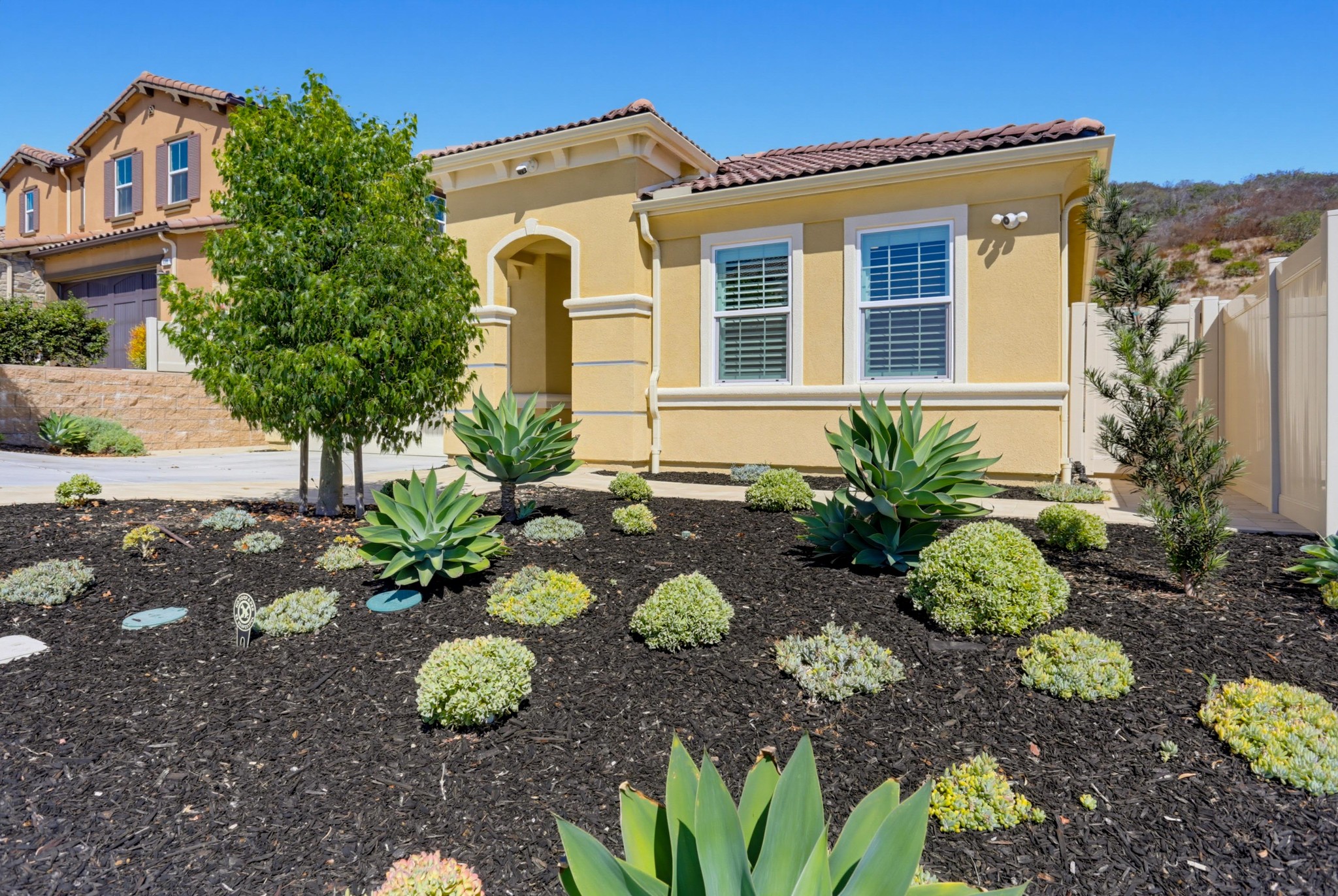 Virtual tour photo 3 of 21 for 893 Woodhaven Rd