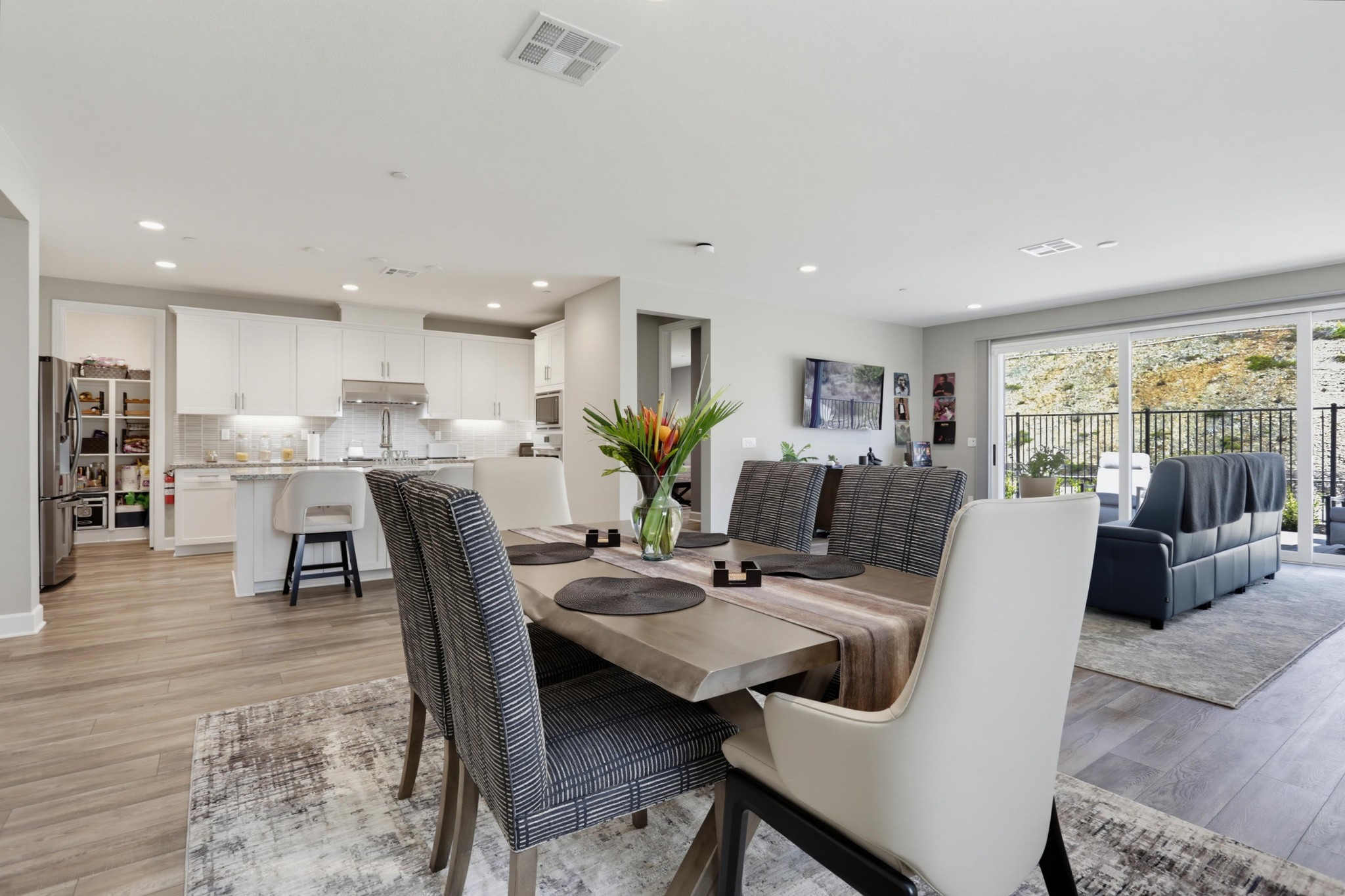 Virtual tour photo 9 of 21 for 893 Woodhaven Rd