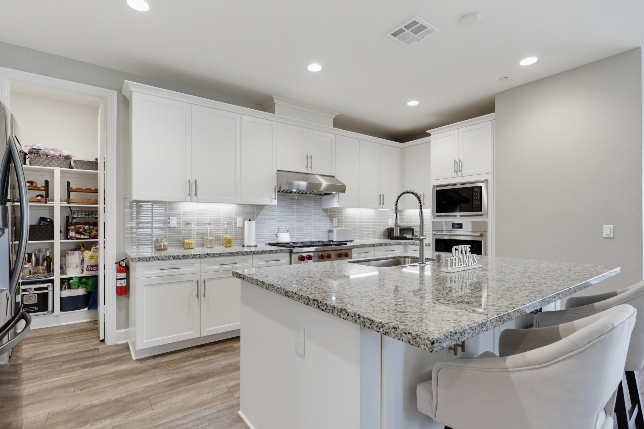 Virtual tour photo 5 of 21 for 893 Woodhaven Rd